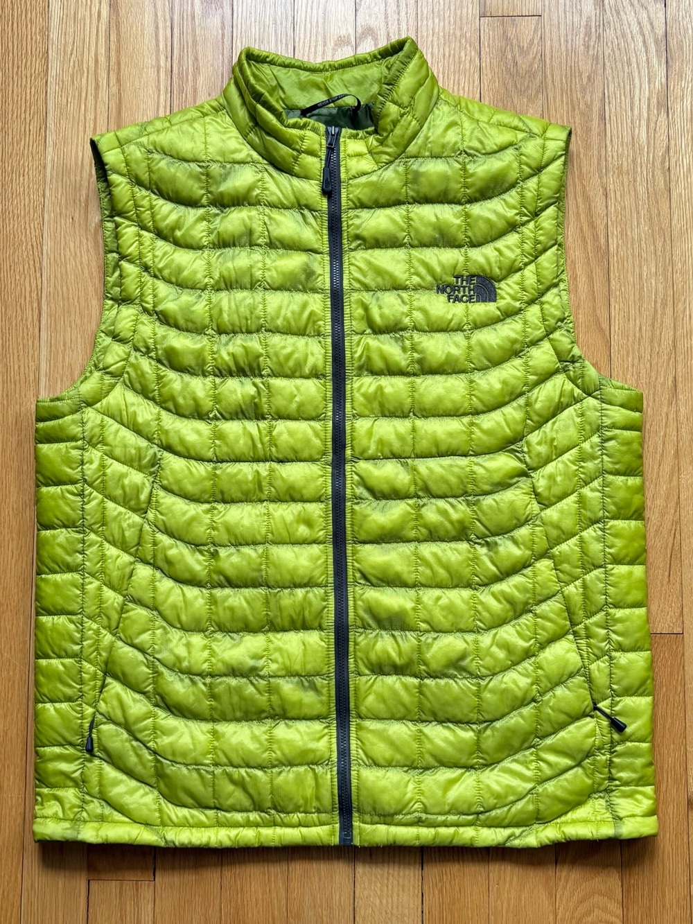 The North Face Men’s Full Zip Thermoball Puffer Vest Quilted Medium Lime Green